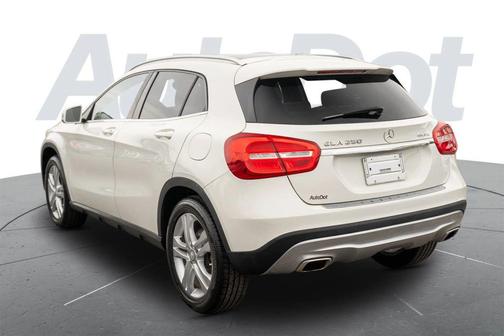 2015 Mercedes-Benz GLA-Class 4MATIC