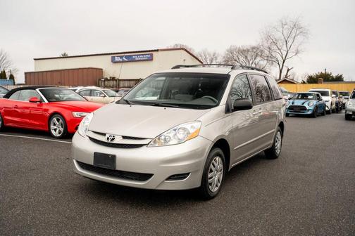 2007 Toyota Sienna LE