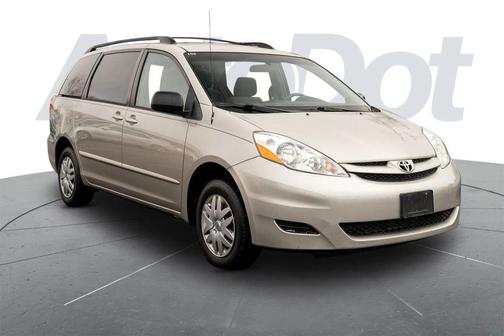 2007 Toyota Sienna LE