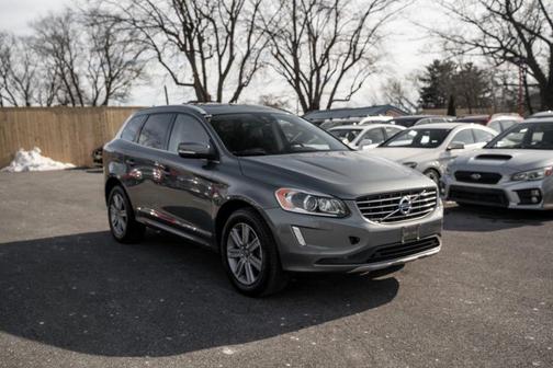 2017 Volvo XC60 T5 Inscription