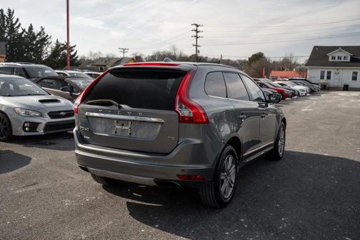 2017 Volvo XC60 T5 Inscription