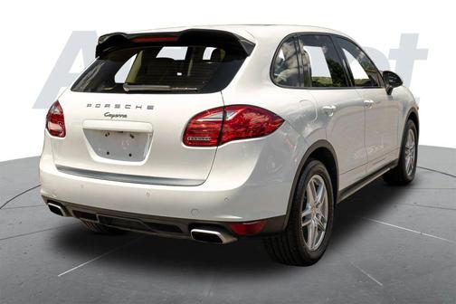White 2013 Porsche Cayenne Cayenne