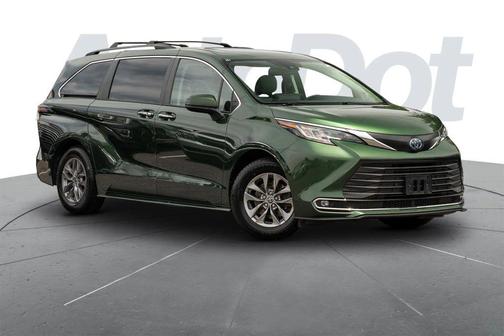 Cypress 2022 Toyota Sienna XLE