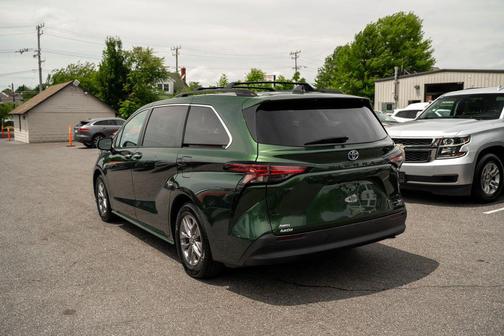 Cypress 2022 Toyota Sienna XLE