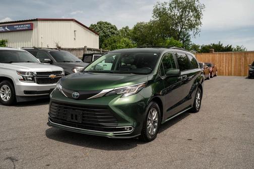 Cypress 2022 Toyota Sienna XLE
