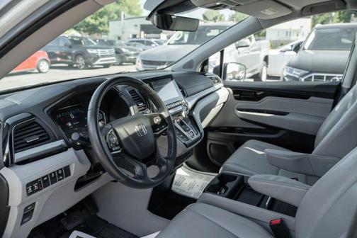 Lunar Silver Metallic 2023 Honda Odyssey Touring