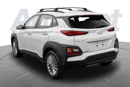 Chalk White 2021 Hyundai KONA SEL Plus