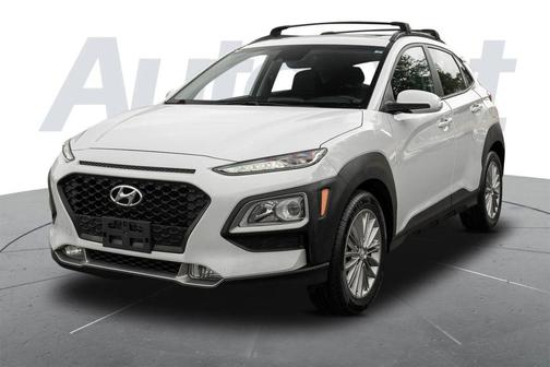 Chalk White 2021 Hyundai KONA SEL Plus