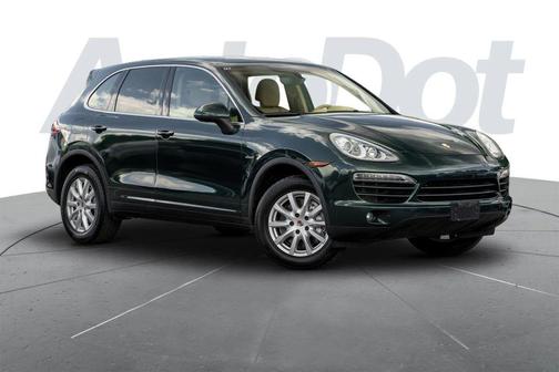 Jet Green Metallic 2014 Porsche Cayenne Diesel
