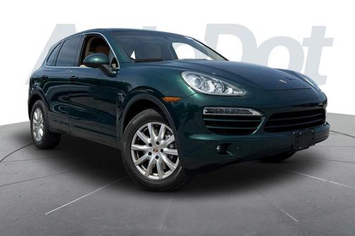 Jet Green Metallic 2014 Porsche Cayenne Diesel