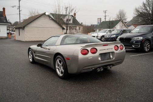 2001 Chevrolet Corvette Base