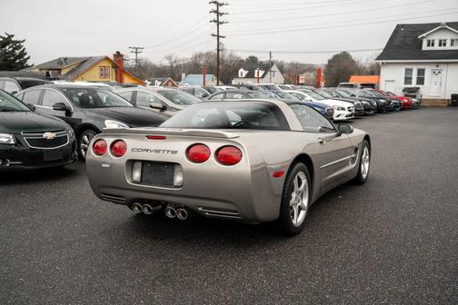 2001 Chevrolet Corvette Base
