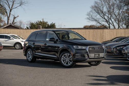 2019 Audi Q7 45 Premium
