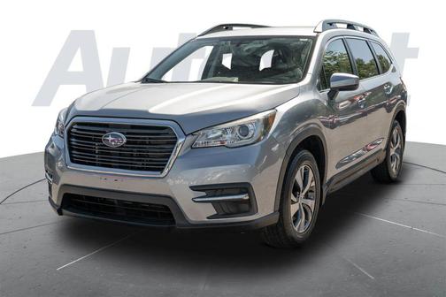 Ice Silver Metallic 2019 Subaru Ascent Premium 8-Passenger