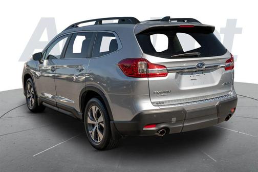 Ice Silver Metallic 2019 Subaru Ascent Premium 8-Passenger
