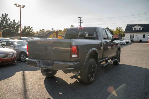Granite Crystal Metallic Clearcoat 2018 RAM 3500 Laramie Crew Cab 4x4 6'4' Box
