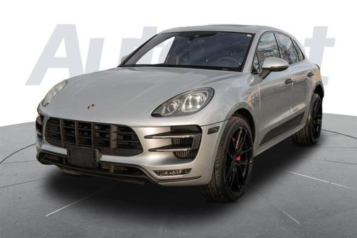 2015 Porsche Macan Turbo