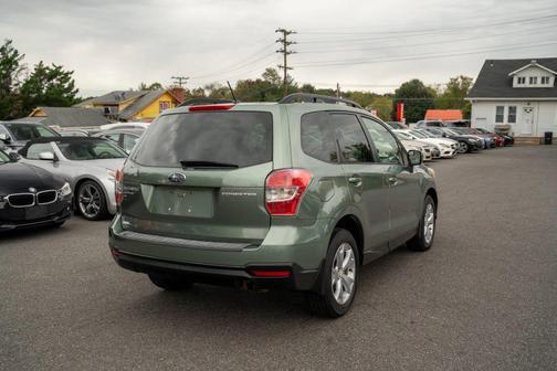 Jasmine Green Metallic 2014 Subaru Forester 2.5i Premium