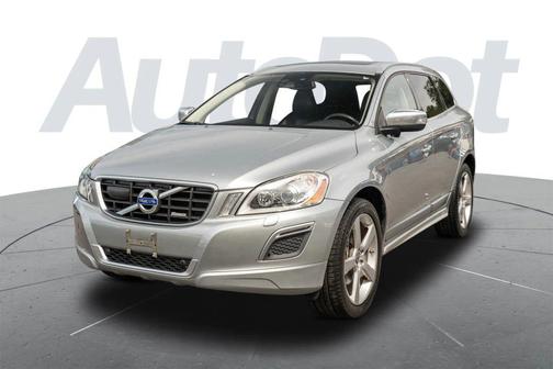 2011 Volvo XC60 T6 R-Design