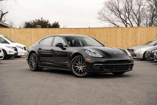 2018 Porsche Panamera 4S