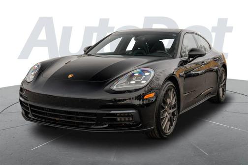 2018 Porsche Panamera 4S