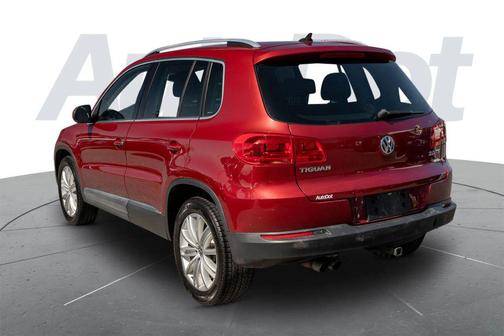 2012 Volkswagen Tiguan SE