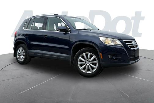 2011 Volkswagen Tiguan SE