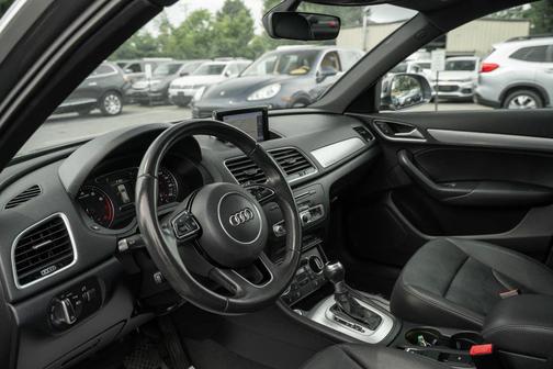 Monsoon Gray Metallic 2016 Audi Q3 2.0T Premium Plus