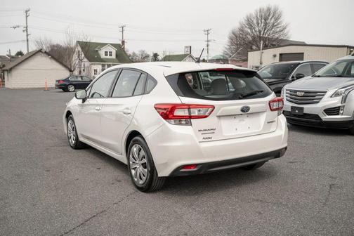 2019 Subaru Impreza 2.0i