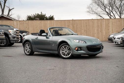 2013 Mazda MX-5 Miata Sport