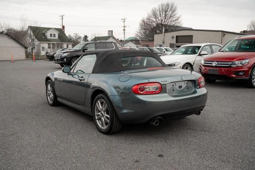2013 Mazda MX-5 Miata Sport