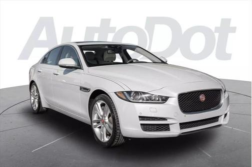2017 Jaguar XE 35t Prestige