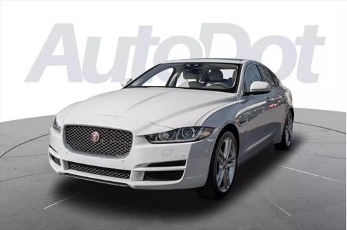 2017 Jaguar XE 35t Prestige