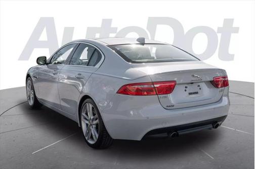 2017 Jaguar XE 35t Prestige