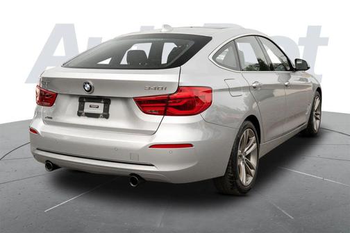 Glacier Silver Metallic 2017 BMW 340 Gran Turismo xDrive