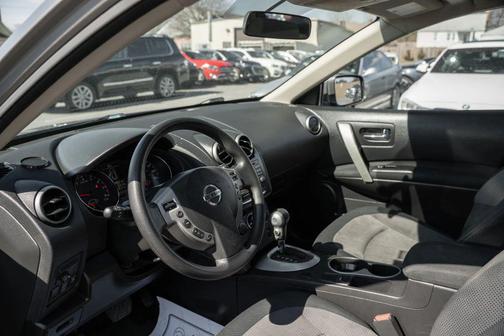 2013 Nissan Rogue SV