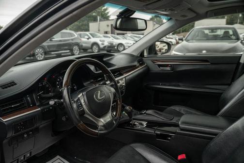 2015 Lexus ES 350 Base