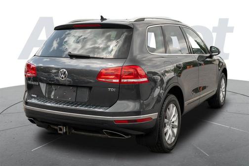 Gray 2016 Volkswagen Touareg TDI Sport w/Technology