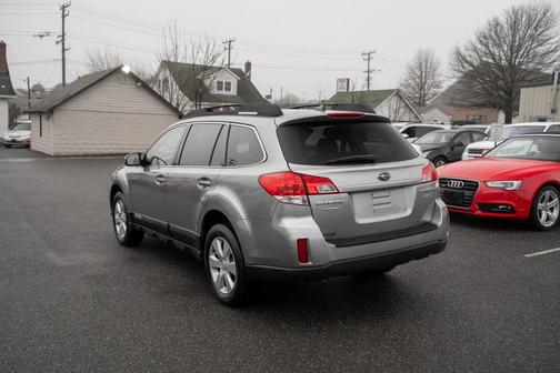 2011 Subaru Outback 2.5 i Limited