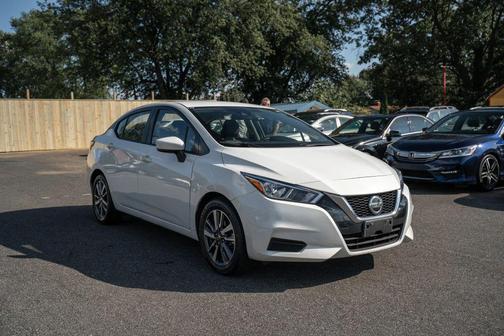 2022 Nissan Versa 1.6 SV