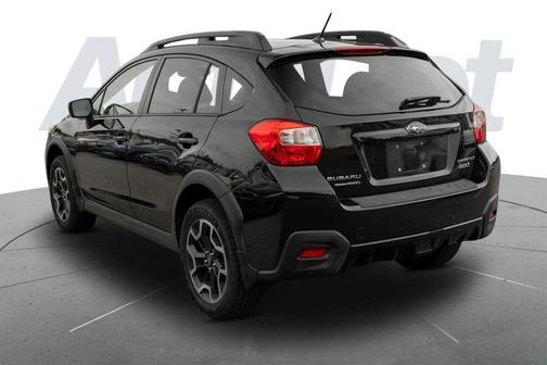Crystal Black Silica 2016 Subaru Crosstrek 2.0i Premium