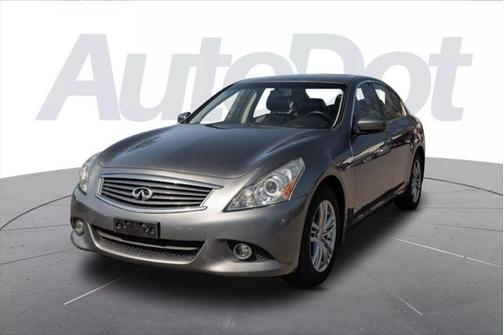 2011 INFINITI G37x Base