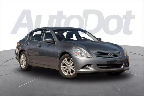 2011 INFINITI G37x Base