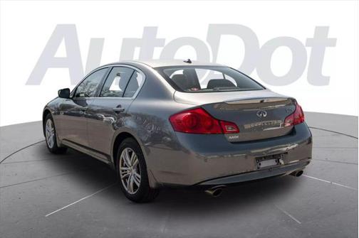 2011 INFINITI G37x Base