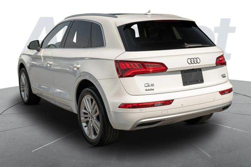 Ibis White 2018 Audi Q5 2.0T Tech Premium
