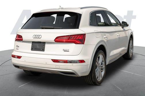 Ibis White 2018 Audi Q5 2.0T Tech Premium