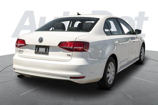 Pure White 2016 Volkswagen Jetta 1.4T S w/Technology