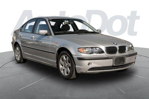 2002 BMW 325 325xi AWD Sedan 4D