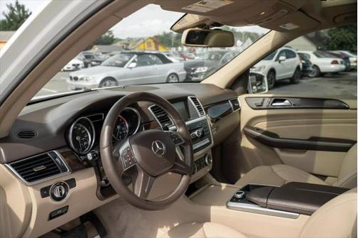 2015 Mercedes-Benz M-Class 4MATIC