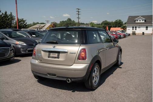 2010 MINI Cooper Base